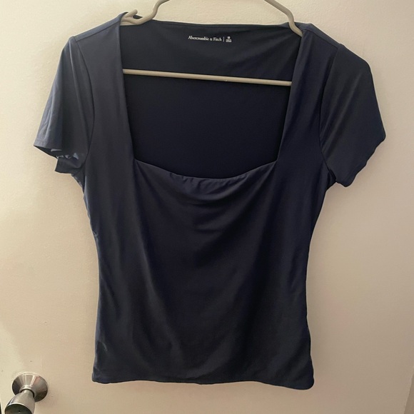 Abercrombie Soft Matte Seamless Square Neck Top in Medium - Picture 5 of 6